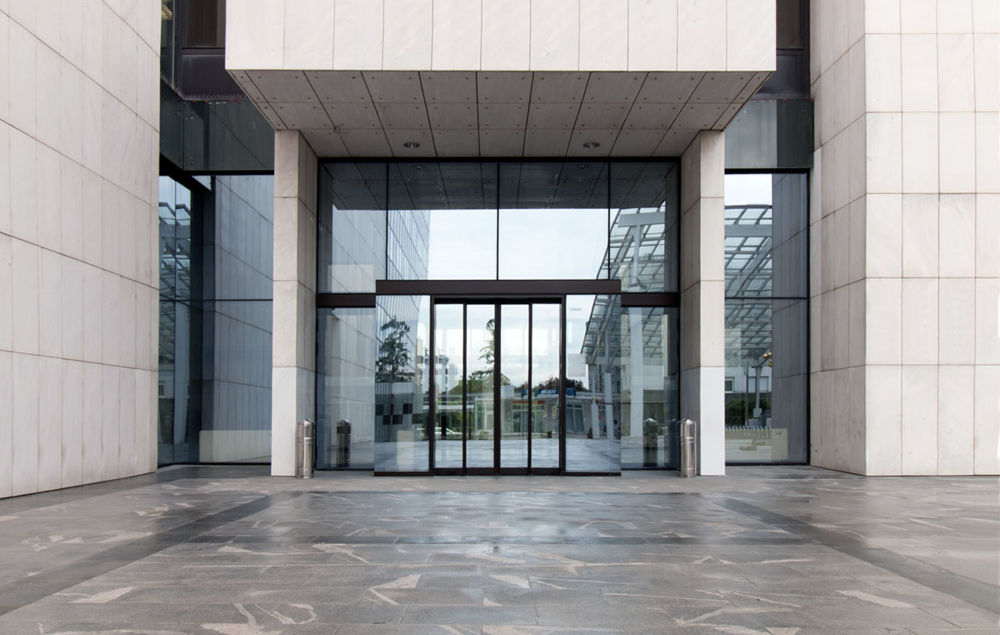 نقش سنسورها در نحوه عملکرد درب های اتوماتیک